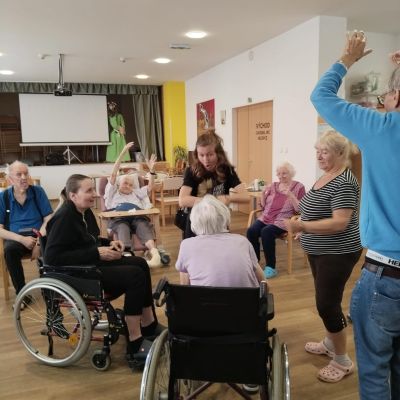 Hodina tance s Lucií